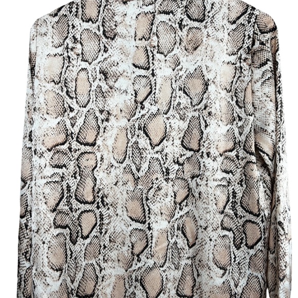 Tristan | Women's Serpentine Blouse Animal Snake Print Long Sleeve V-neck Top - Picture 6 of 8